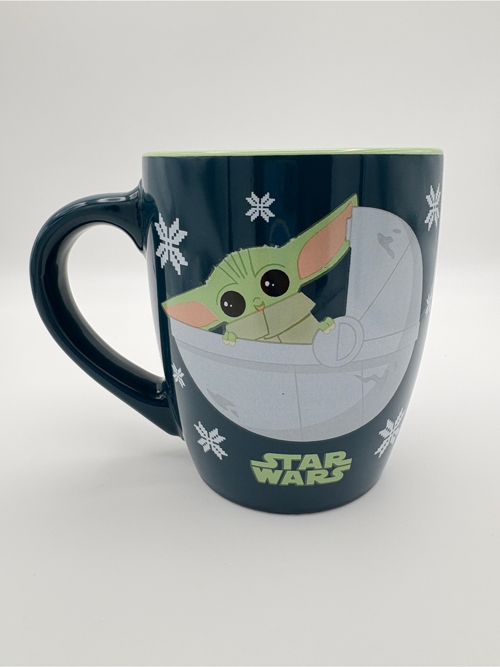 Star Wars Christmas Baby Yoda/Grogu Snowflake Coffee Mug